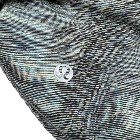 LULULEMON SPEED UP SHORT Dimensional Icing Blue Multi Black SIZE-4 W7AVOT‎ - Picture 3 of 8